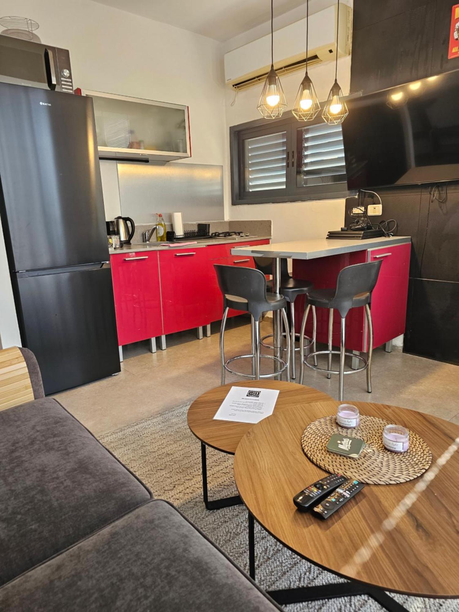 Hayarkon 24 Beach Apartment Tlv Тель-Авив Экстерьер фото